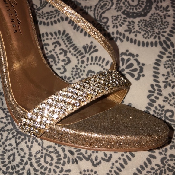 Heels - Picture 4 of 7